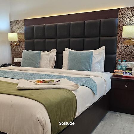 Solitude, The Boutique Hotel Haldwāni エクステリア 写真