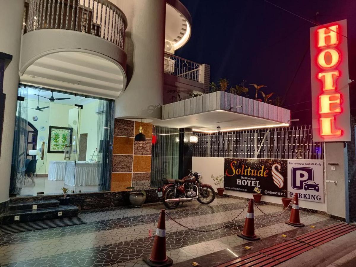 Solitude, The Boutique Hotel Haldwāni エクステリア 写真